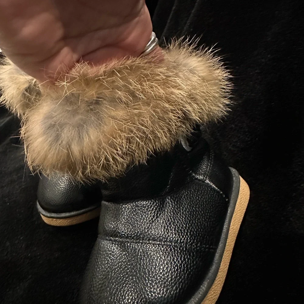 local childrens boutique warm black
